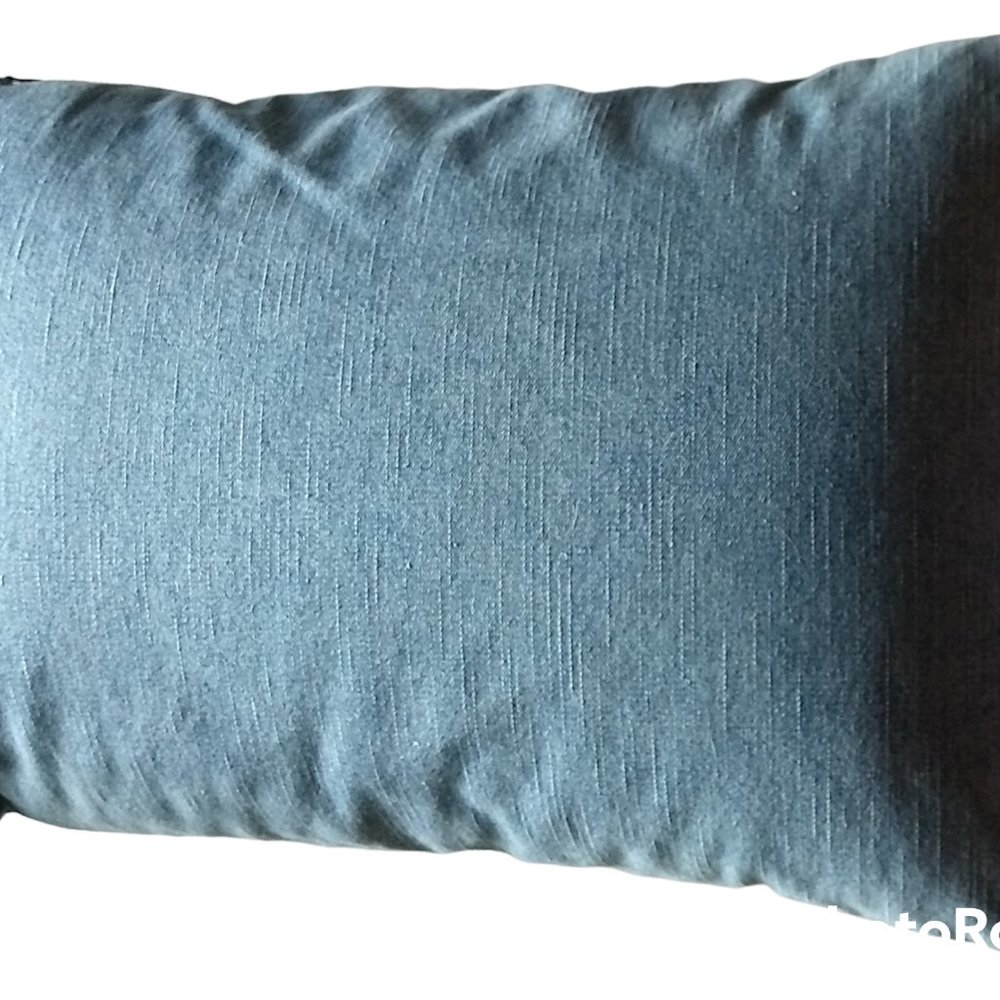 RESERVED FOR @juliamisto - 2 Vintage Tommy Hilfiger Accent Throw Pillows - Picture 3 of 7